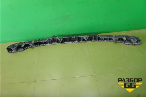 Кронштейн заднего бампера центральный (4M0807458) для Audi Q7 c 2015г (Ку 7)