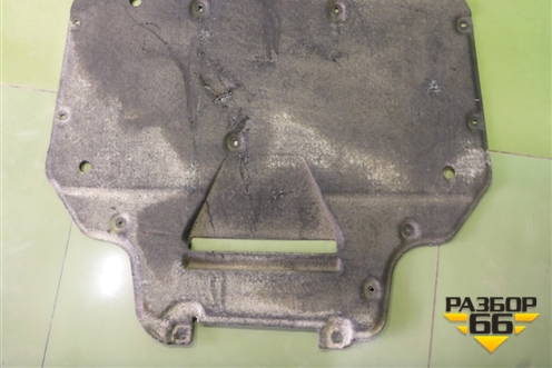 Пыльник двигателя задний (4M0825236A) для Audi Q7 c 2015г (Ку 7)