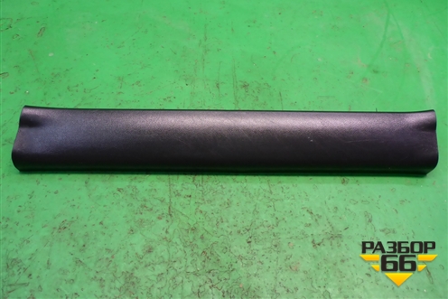 Накладка порога внутренняя переднего левого (EG2168720) для Mazda CX 7 с 2006-2012г (СХ7)