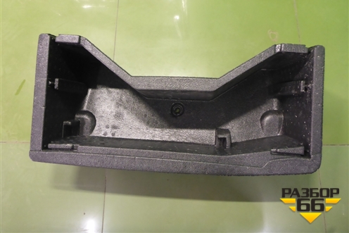 Ящик инструментальный в багажник (60U863957) для Skoda Rapid с 2013г (Рапид)