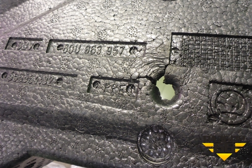 Ящик инструментальный в багажник (60U863957) для Skoda Rapid с 2013г (Рапид)