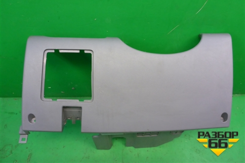 Накладка на торпедо (под рулем) (847504H000) для Hyundai Grand Starex с 2007-2021г (Гранд Старекс)