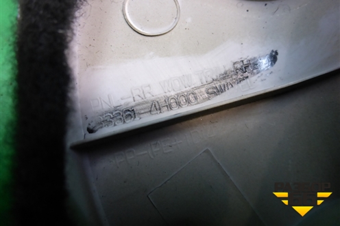 Накладка двери задней правой (сдвижной) (833614H000) для Hyundai Grand Starex с 2007-2021г (Гранд Старекс)