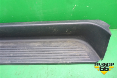 Накладка на порог наружная правая на подножку (задняя) (858764H000) для Hyundai Grand Starex с 2007-2021г (Гранд Старекс)