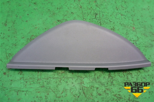 Накладка на торпедо (боковая правая) (847254H000) для Hyundai Grand Starex с 2007-2021г (Гранд Старекс)