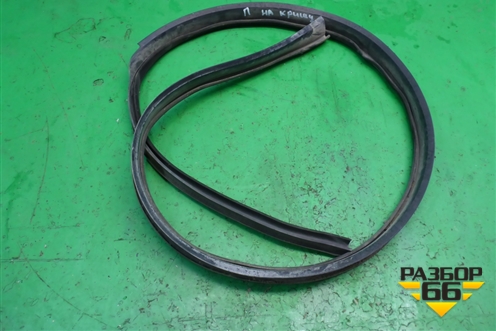 Уплотнитель на кузов правый для Renault Logan с 2004-2015г (Логан)