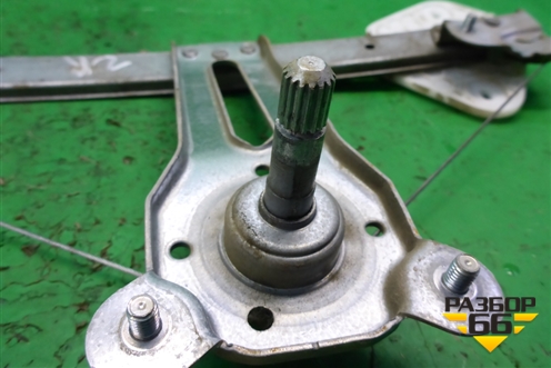 Стеклоподъёмник механический задний правый для Renault Logan с 2004-2015г (Логан)