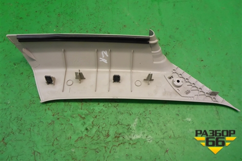 Обшивка стойки задняя верхняя правая (хетчэк) (4M51A31010AGV) для Ford Focus 2 с 2008-2011г (Фокус)