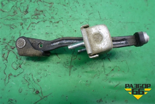 Ограничитель двери передней правой для Ford Focus 2 с 2008-2011г (Фокус)