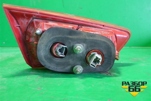 Фонарь задний внутренний правый (до 2012г седан) (8330A476) для Mitsubishi Lancer-X с 2007г (Лансер)