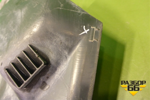 Накладка декоративная на переднюю панель (8W6807081) для Audi A5/S5 с 2016г (А5/С5)