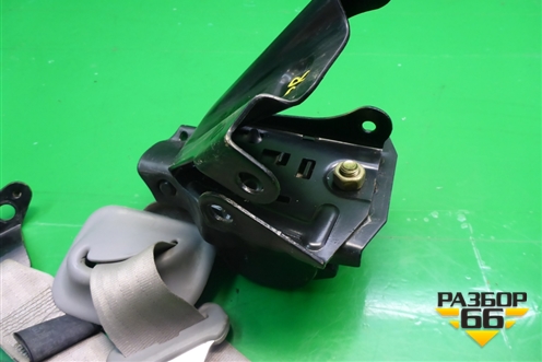 Ремень безопасности задний правый (373857806LD) для Volkswagen Pointer с 2004г (Поинтер)