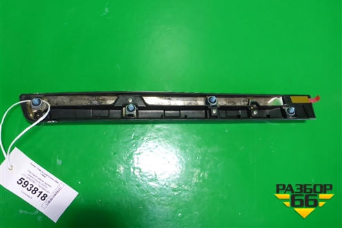 Накладка двери задней левой (после 2015г) (7574260290) ( 7507660140) для Toyota Land Cruiser (200) с 2008г (Ленд Крузер)