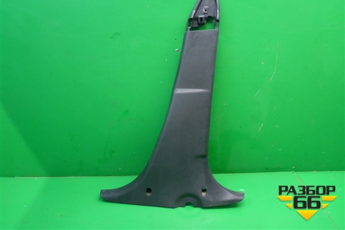 Обшивка стойки центральная нижняя правая (8200823419) для Renault Sandero с 2009-2014г (Сандеро)
