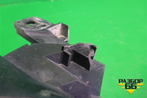 Кронштейн переднего бампера правый (71140SWAJ00 71140SWA) для Honda CR-V(RE) с 2006-2012г (ЦРВ СРВ)