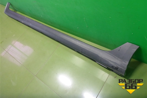 Накладка на порог наружная левая (X-Line) (87753H0500) для Kia Rio с 2017г (Рио 4)