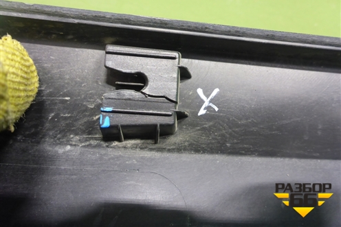 Накладка на порог наружная левая (X-Line) (87753H0500) для Kia Rio с 2017г (Рио 4)