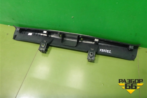 Обшивка багажника на заднюю панель (5JA863485B) для Skoda Rapid с 2013г (Рапид)