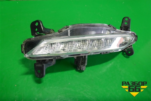 Фонарь в передний бампер левый ходовой огонь (до 2020г X-Line) (92207H0300) для Kia Rio с 2017г (Рио 4)