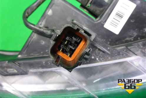 Фонарь в передний бампер левый ходовой огонь (до 2020г X-Line) (92207H0300) для Kia Rio с 2017г (Рио 4)