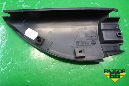Накладка двери передней левой уголок (6RU837973) для Volkswagen Polo (седан) с 2010г (Поло)