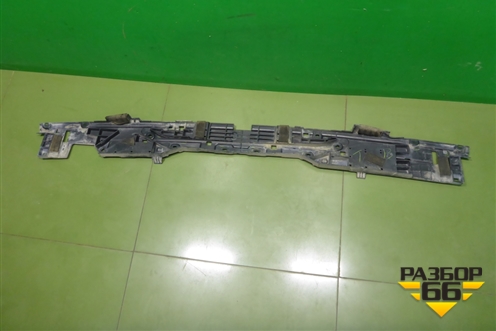 Кронштейн заднего бампера центральный (после 2012г) (5261560081) для Toyota Land Cruiser (200) с 2008г (Ленд Крузер)