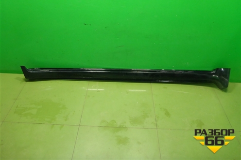 Накладка на порог наружная правая (7585060040) для Toyota Land Cruiser (200) с 2008г (Ленд Крузер)