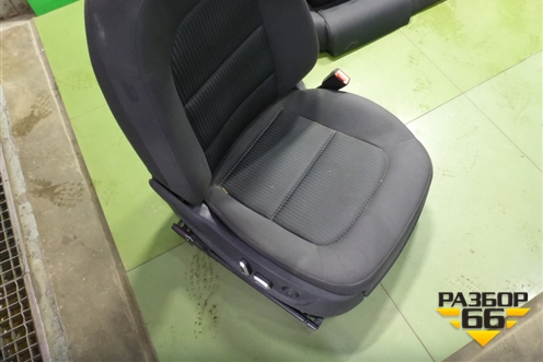 Сиденья комплект (с электроприводом, универсал) для Audi A4 (В8) с 2007-2015г (А4)