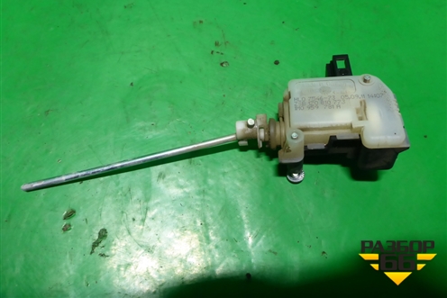 Активатор лючка бензобака (1M0959781A) для Skoda Octavia (А5) с 2004-2013г (Октавия)