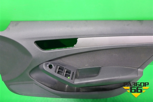 Обшивка двери передней правой под электрику (правый руль) (8K1867106) для Audi A4 (В8) с 2007-2015г (А4)