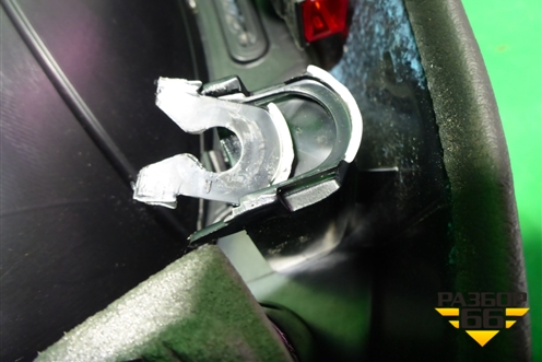 Обшивка двери передней левой под электрику (правый руль) (8K1867105) для Audi A4 (В8) с 2007-2015г (А4)