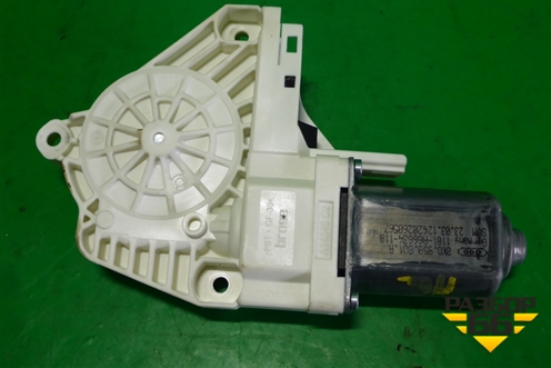 Моторчик стеклоподъёмника передний левый (8K0959801A) для Audi A4 (В8) с 2007-2015г (А4)