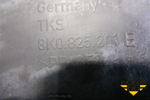 Защита антигравийная левая передняя (8K0825201E) для Audi A4 (В8) с 2007-2015г (А4)