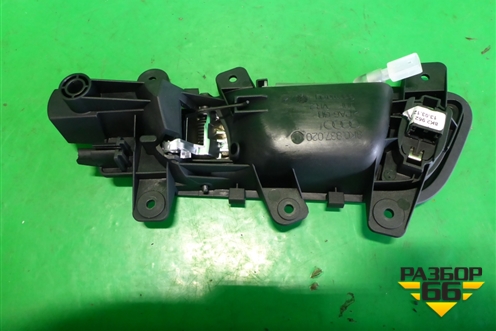 Ручка внутренняя двери передней правой (правый руль) (8K0837020) для Audi A4 (В8) с 2007-2015г (А4)