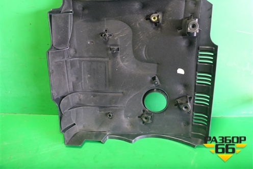 Накладка декоративная на двигатель (2.0л CDN) (06J103925AG) для Audi A4 (В8) с 2007-2015г (А4)