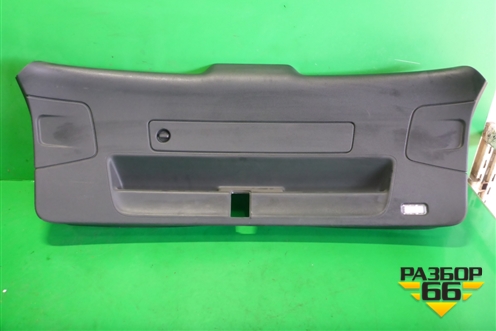 Обшивка двери багажника (нижняя) (8K9867979) для Audi A4 (В8) с 2007-2015г (А4)