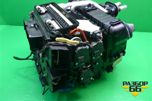 Корпус отопителя (под радиатор правый руль) (8T2820005B) для Audi A4 (В8) с 2007-2015г (А4)