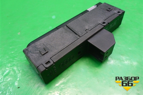 Модуль кнопок (8K1959673G) для Audi A4 (В8) с 2007-2015г (А4)