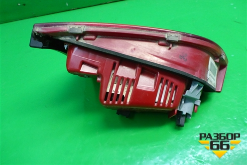 Фонарь задний внутренний правый (после 2012г Avant) (8K9945094E) для Audi A4 (В8) с 2007-2015г (А4)