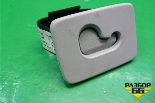 Кронштейн (сетки в багажник правый) (8K9861736AEP) для Audi A4 (В8) с 2007-2015г (А4)