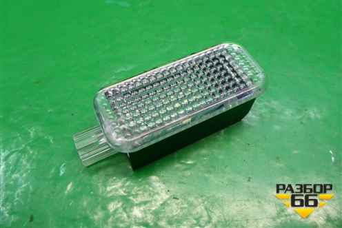 Плафон салонный (4E0947415) для Audi A4 (В8) с 2007-2015г (А4)