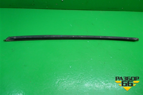 Молдинг лобового стекла левый (8K0854327) для Audi A4 (В8) с 2007-2015г (А4)