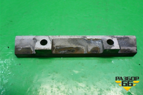 Кронштейн выпусного коллектора (06F253709А) для Audi A4 (В8) с 2007-2015г (А4)