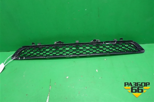 Решетка в передний бампер центральная (HK8317H750A) для Jaguar F-Pace с 2016г