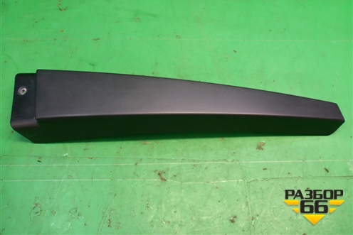 Накладка стойки (центральной левая) (8200073435) для Renault Megane 2 с 2002-2009г (Меган)