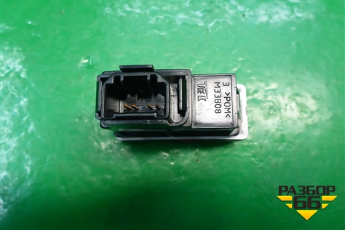 Кнопка аварийной сигнализации для Honda CR-V(RE) с 2006-2012г (ЦРВ СРВ)