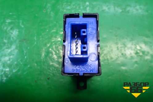 Кнопка обогрева сидений для Honda CR-V(RE) с 2006-2012г (ЦРВ СРВ)