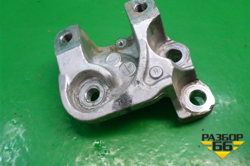 Кронштейн двигателя правый (2.4л K24Z4) для Honda CR-V(RE) с 2006-2012г (ЦРВ СРВ)