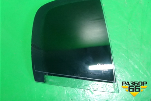 Стекло двери задней правой форточка (седан) для Renault Megane 2 с 2002-2009г (Меган)