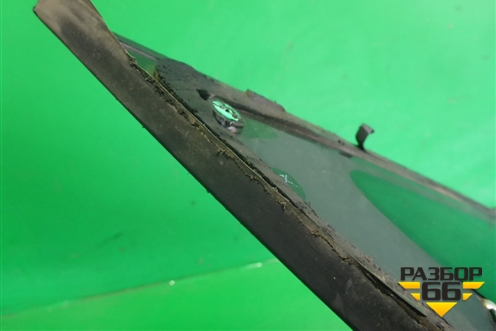 Стекло глухое правое (универсал) для Audi A4 (В8) с 2007-2015г (А4)